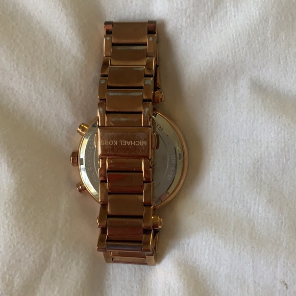 Michael Kors Gold-Tone Watch - Picture 5 of 6